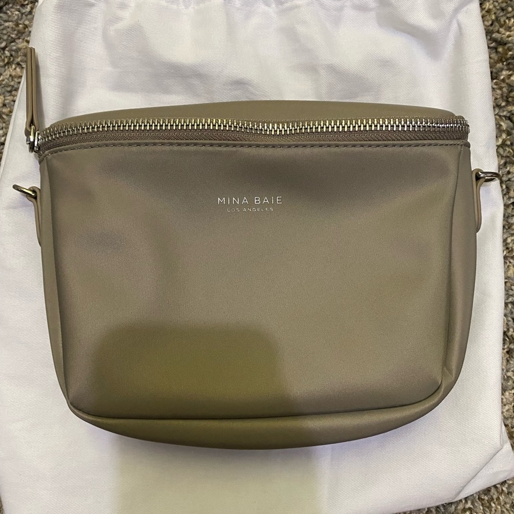 Mina Baie Viola Gray Fanny
